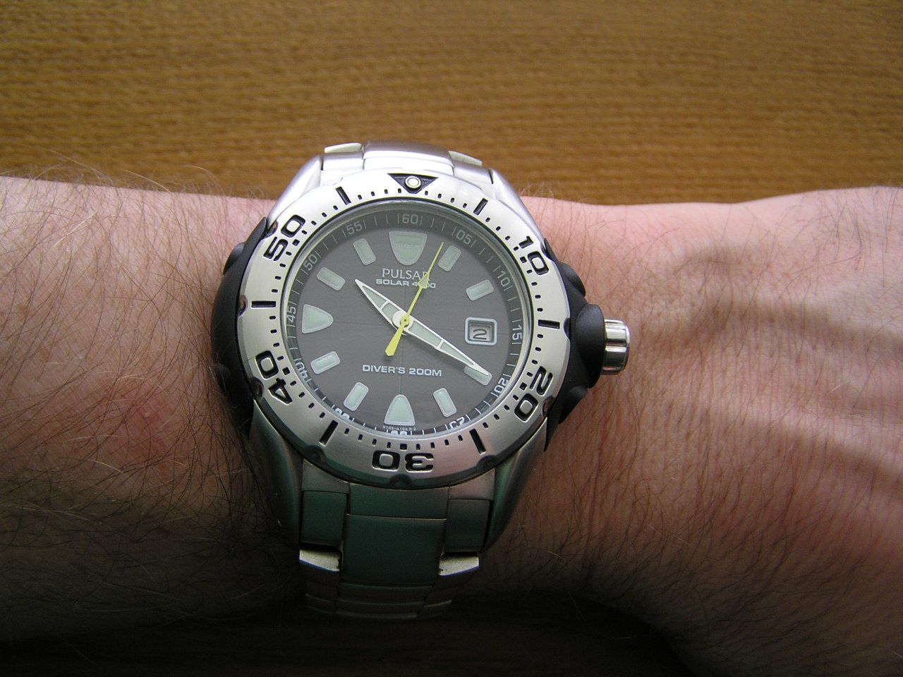 pulsar solar diver