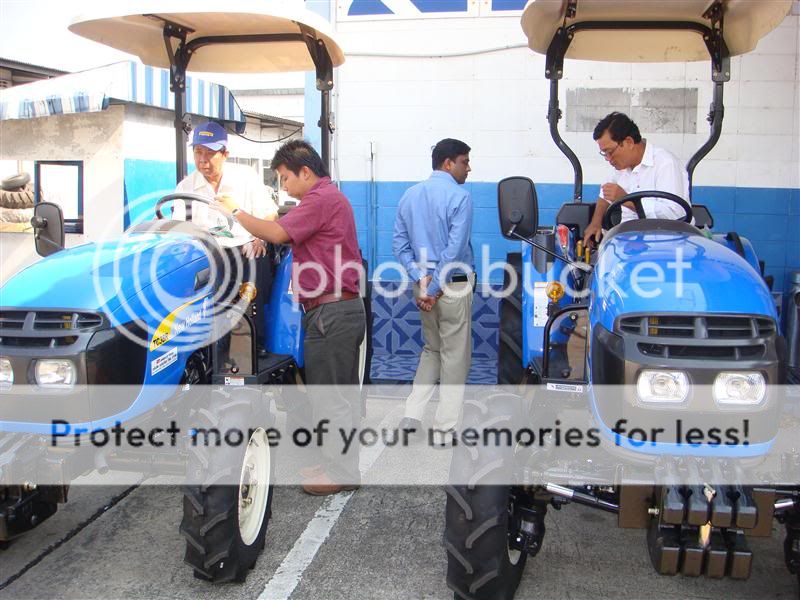 MayCayFordNewHolland4.jpg MayCayFordNewHolland4.jpg